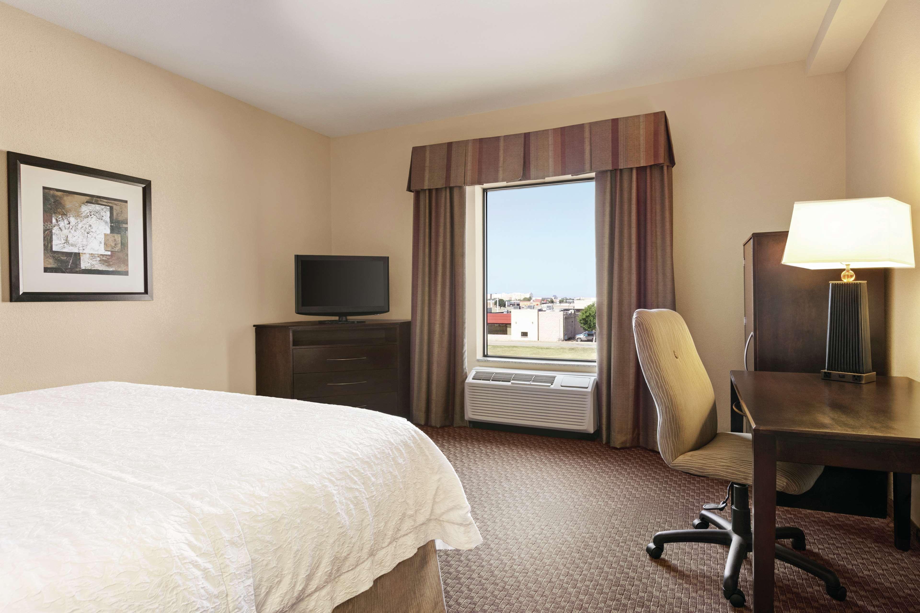 Hampton Inn & Suites Enid Εξωτερικό φωτογραφία